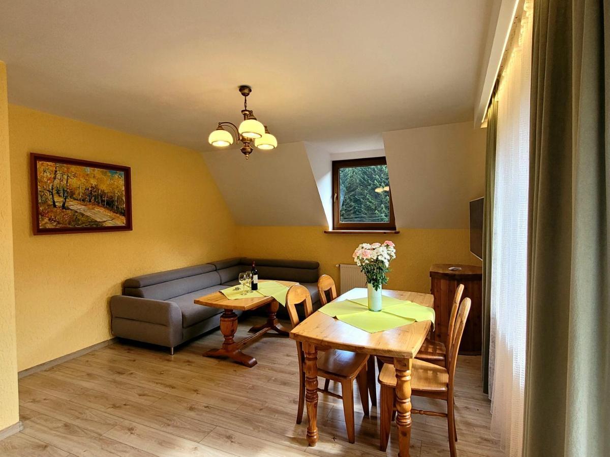 Bed & Breakfast Lesny Dwor 4*